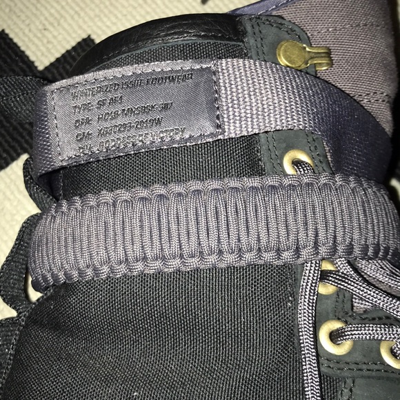 Nike - Picture 3 of 7